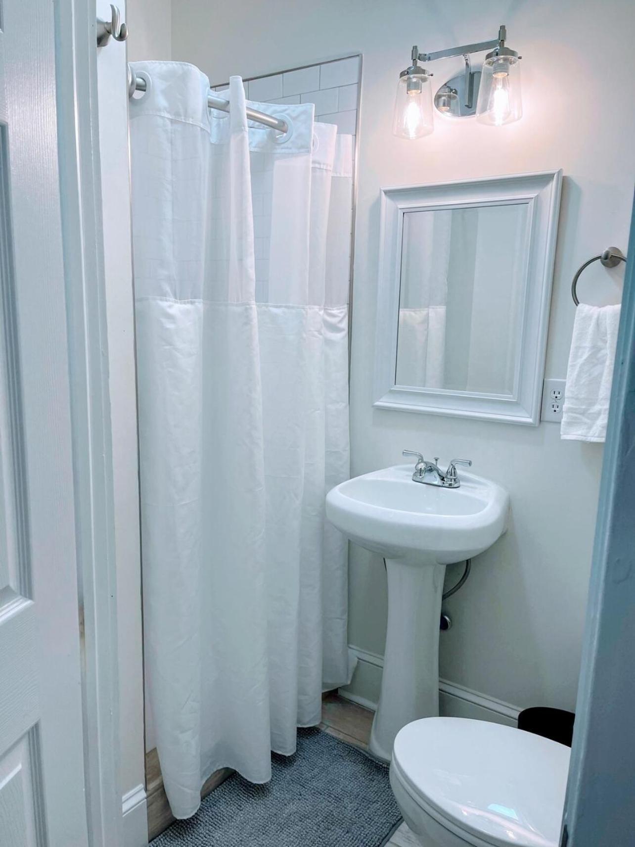 Walk To Duke Campus! 3 Bedroom In Trinity Park! เดอแรม ภายนอก รูปภาพ